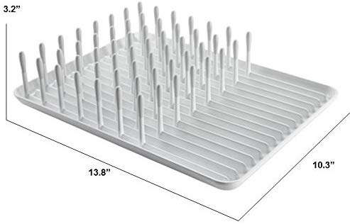 OXO Good Grips Dish Drainer, 26 × 35 cm - Non‑Slip Feet, Raised Ribs for Faster Drying Easy‑Pour Corners - Off-white and grey - Image 2