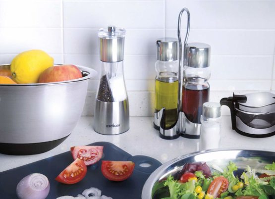 Excèlsa 5 Pcs."X-Line" Oil/Vinegar Cruet Salt/Pepper Shakers - Image 3