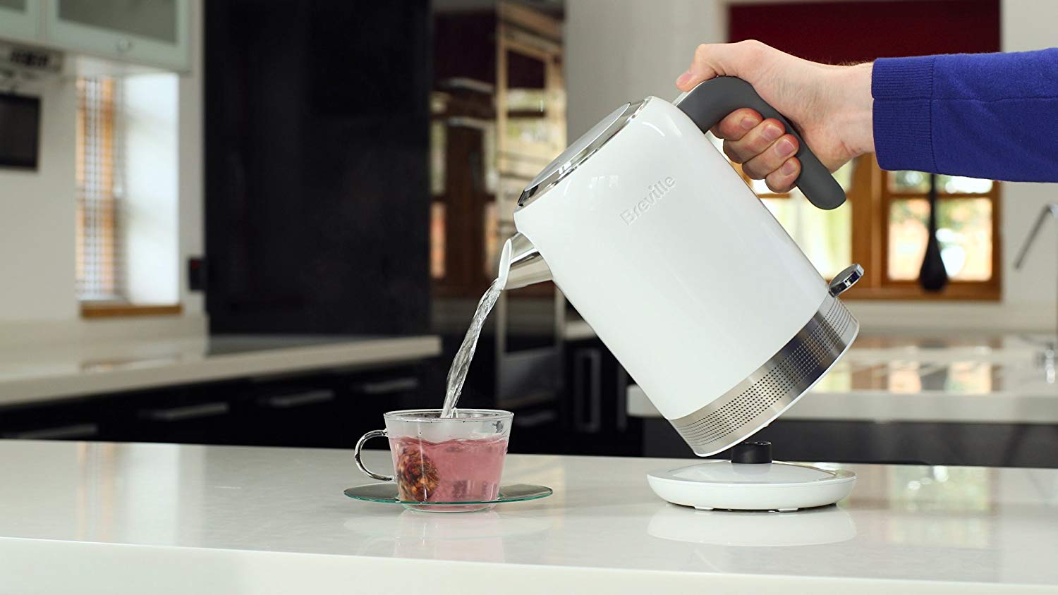 Breville VKJ946 High Gloss Electric Kettle, 3 KW Fast Boil, 1.7 Litres