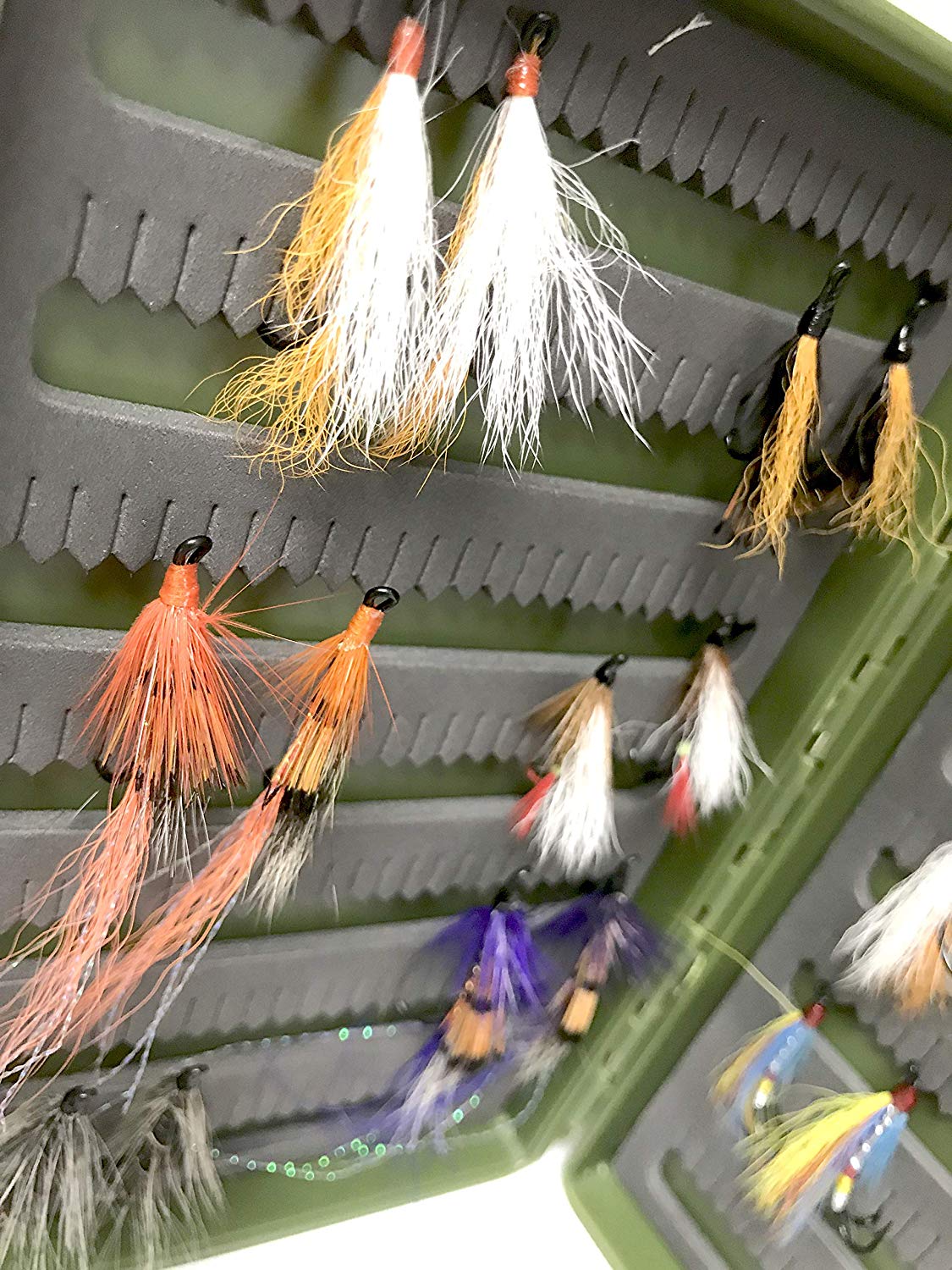 Fly Fishing Season Salmon Set including both double and single hooks supplied in a Free Hard Cased box - Image 3